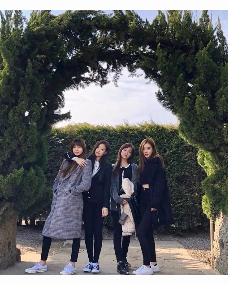 ảnh blackpink cute cả nhóm 25