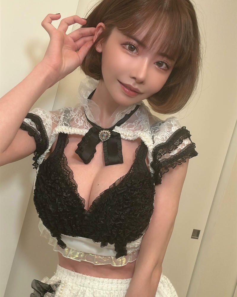 Ảnh Eimi Fukada mới nhất 2026