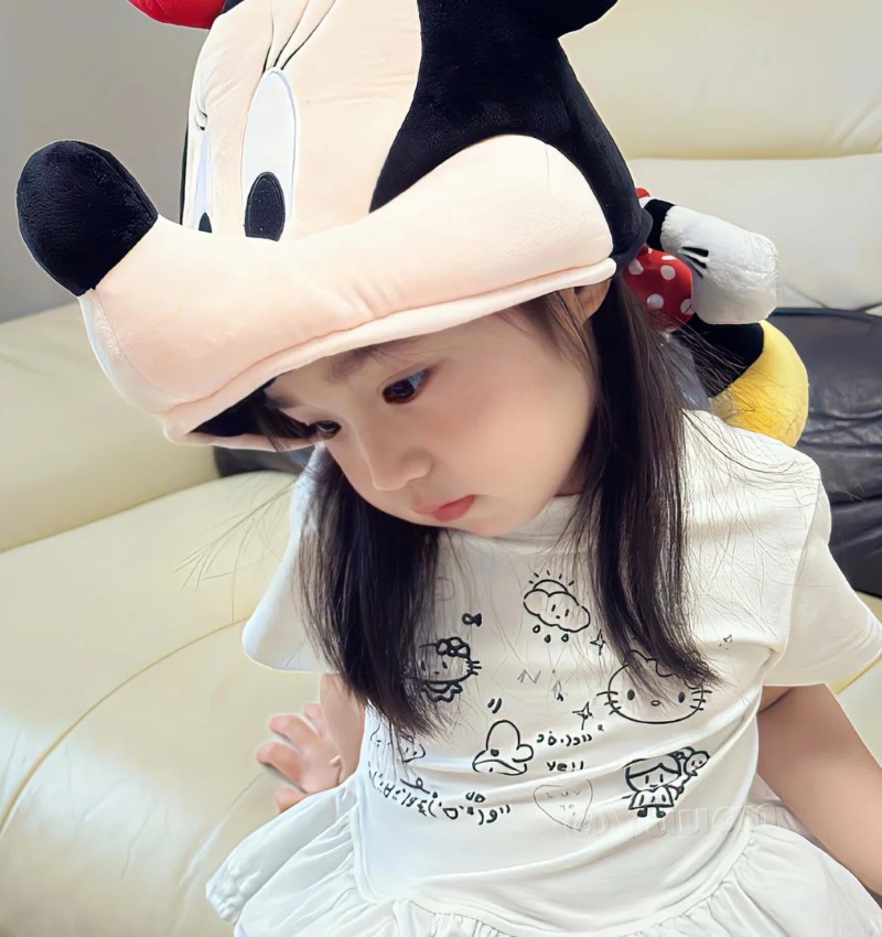 ảnh em bé cute 3
