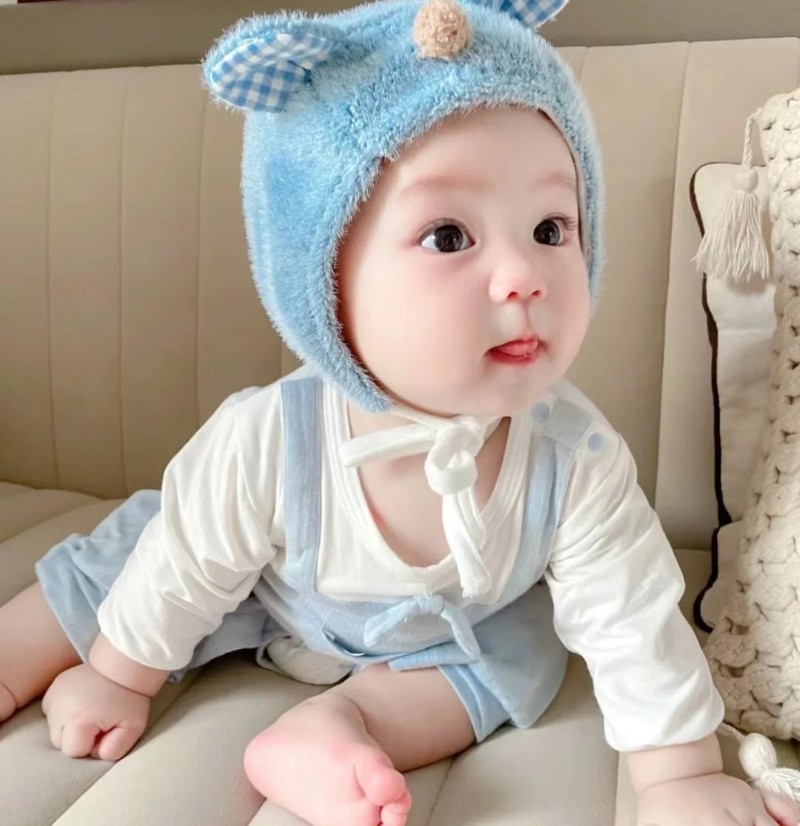 ảnh em bé đẹp