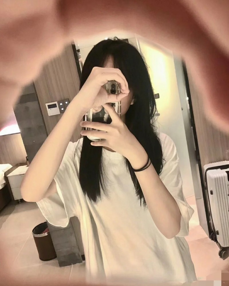 ảnh gái k11 che mặt 17