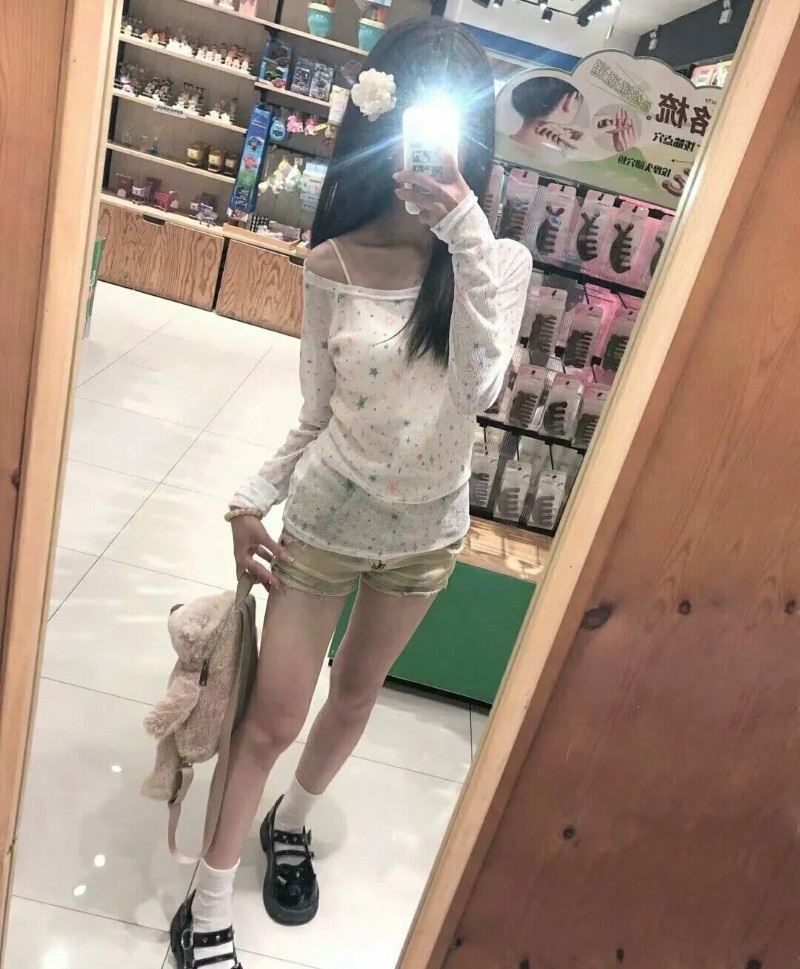 ảnh gái k11 che mặt 21