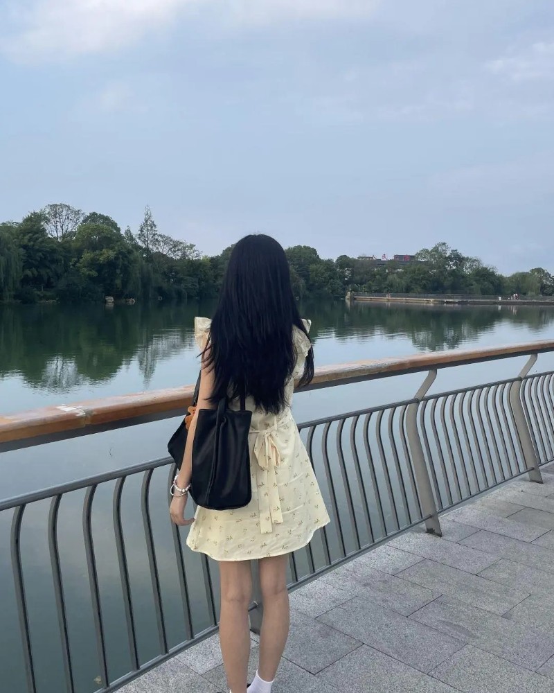 ảnh gái k11 che mặt 5