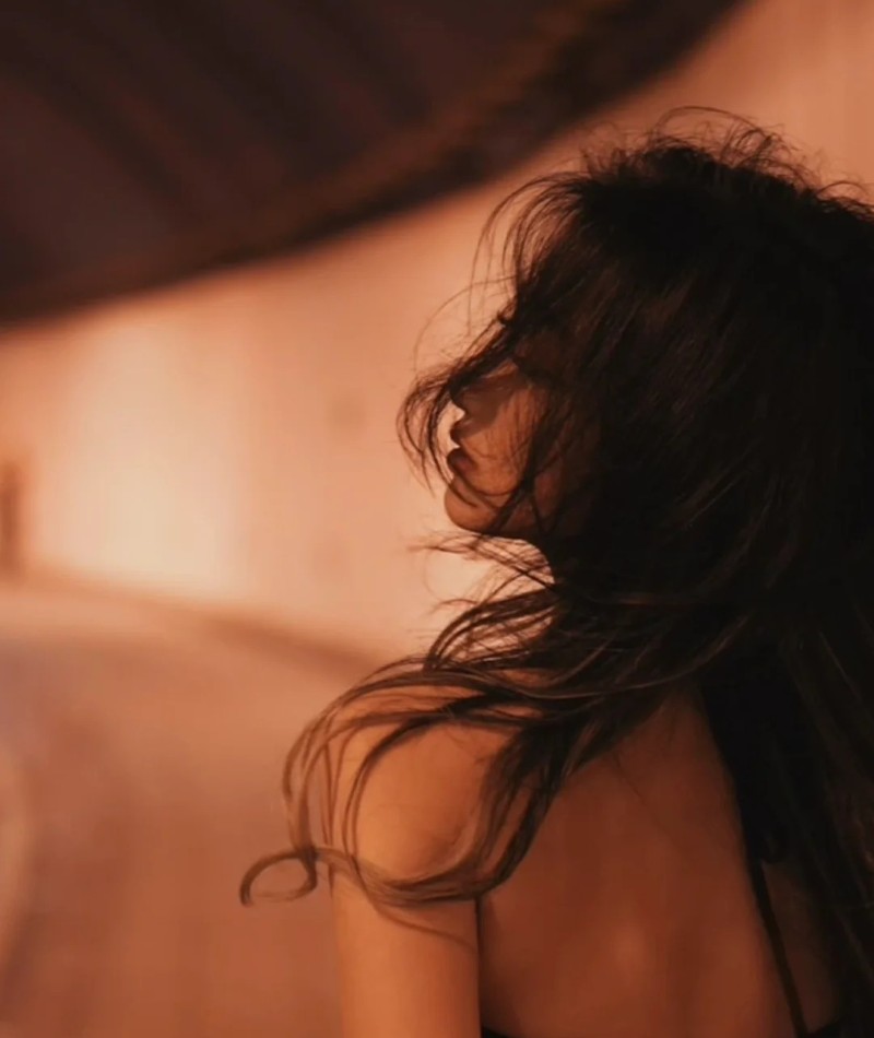 ảnh girl che mặt buồn 12