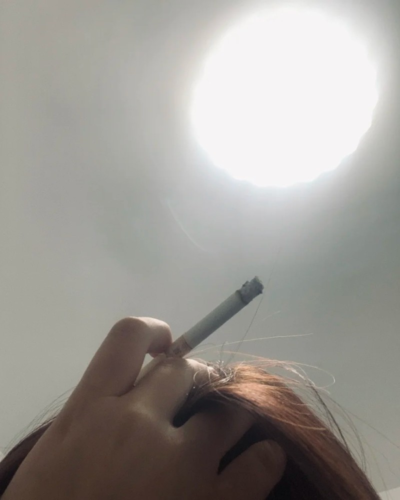 ảnh hút thuốc 4