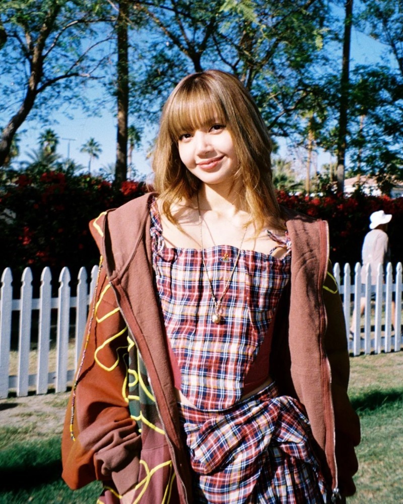 ảnh lisa 27