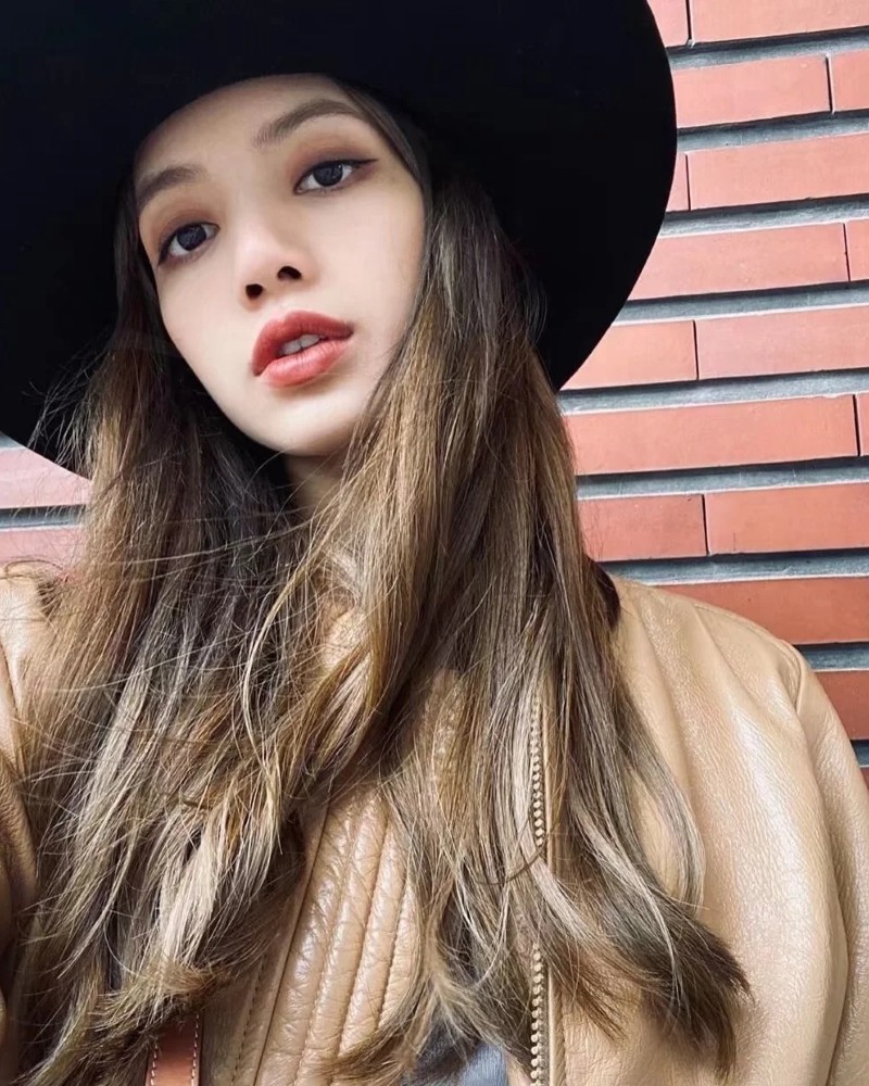 ảnh lisa mới nhất