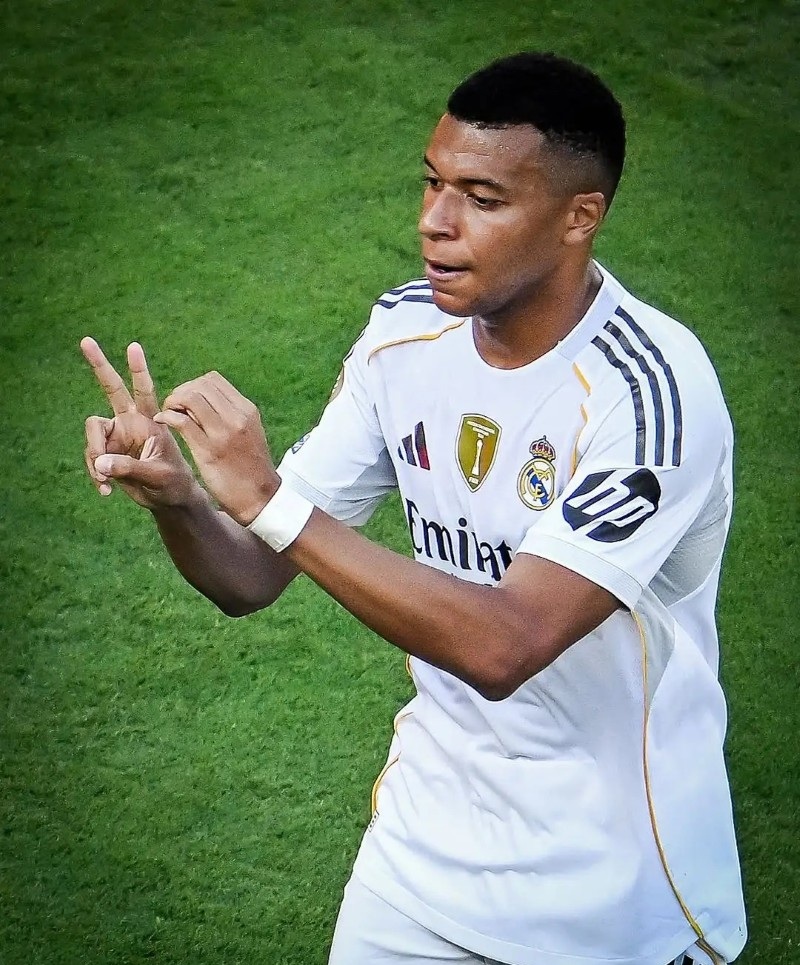 ảnh mbappe 19