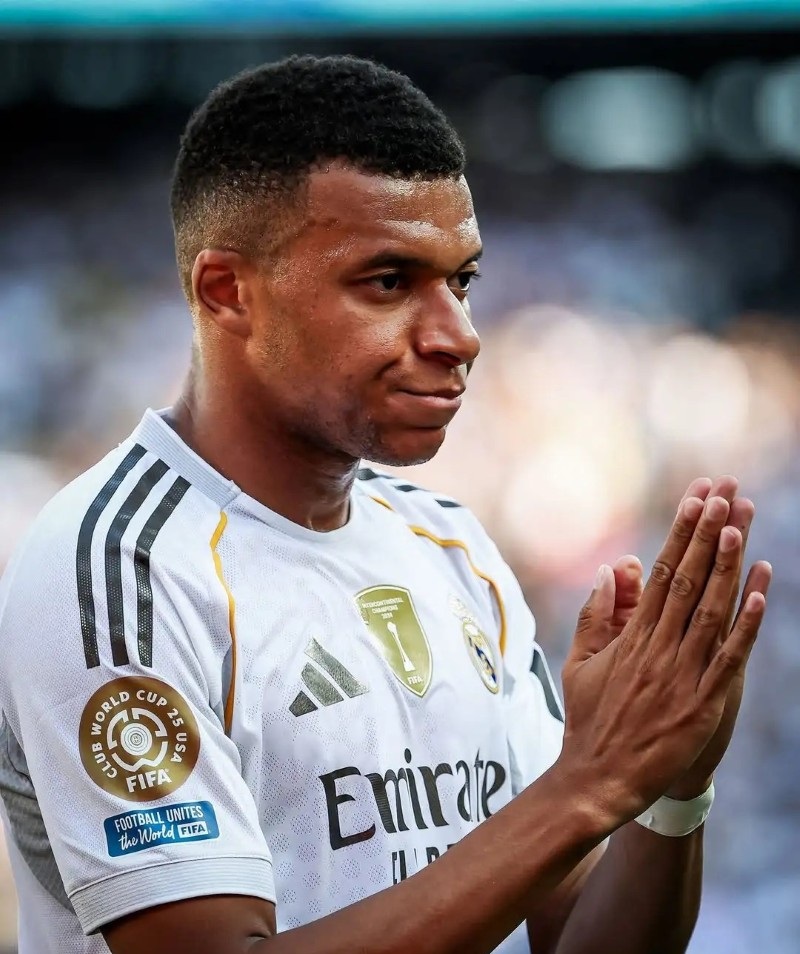 ảnh mbappe 20
