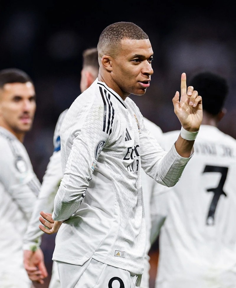 ảnh mbappe 26