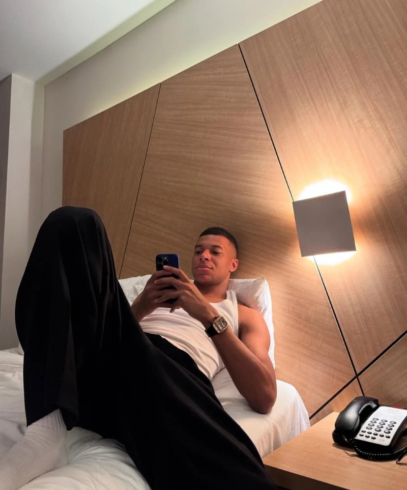 ảnh mbappe 34