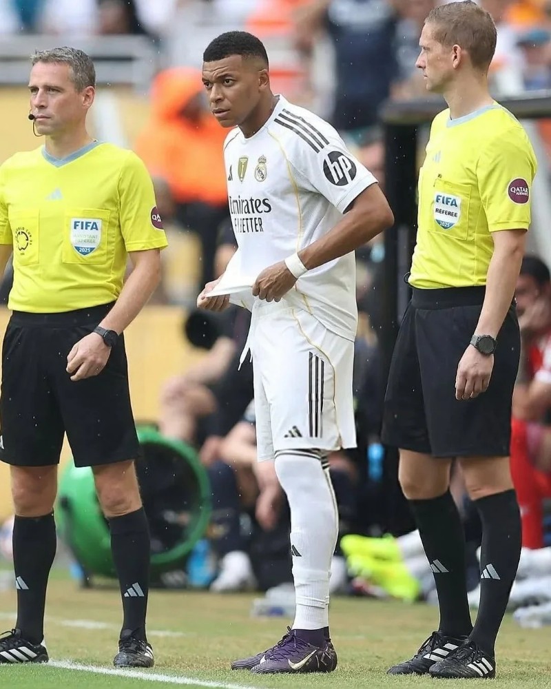 ảnh mbappe 4