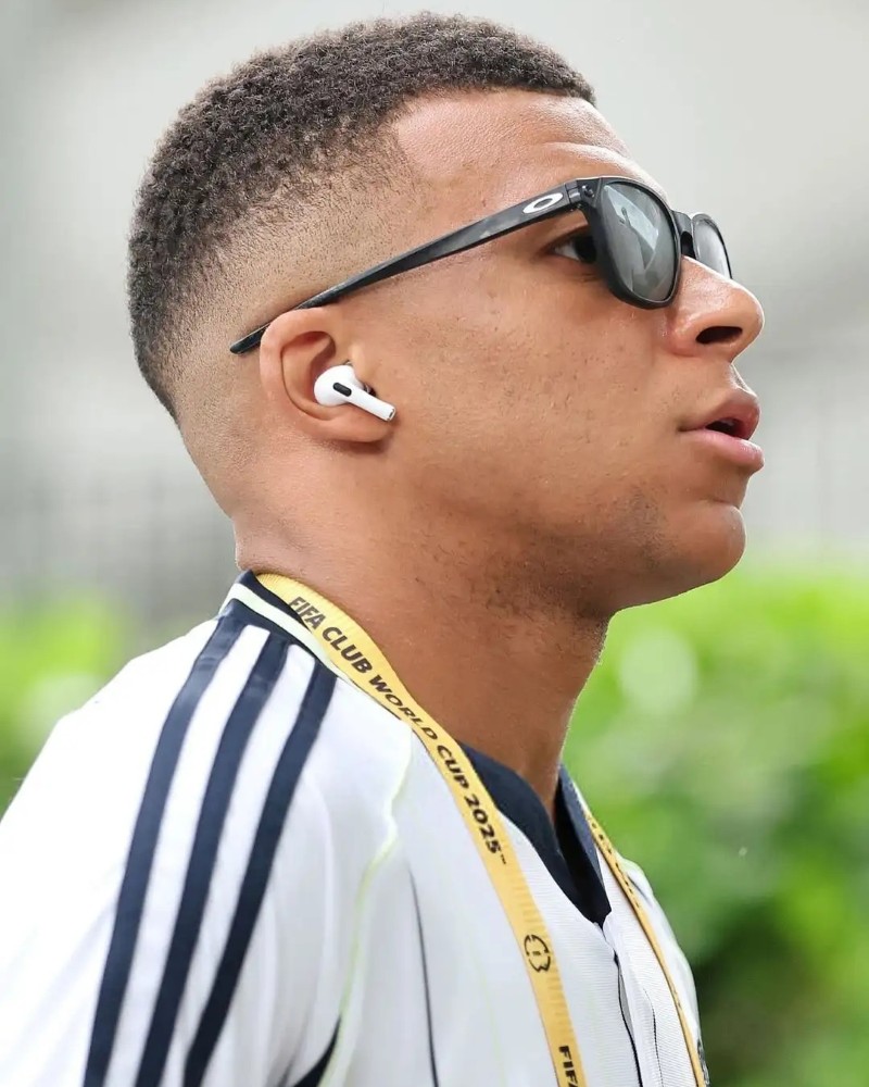 ảnh mbappe 8