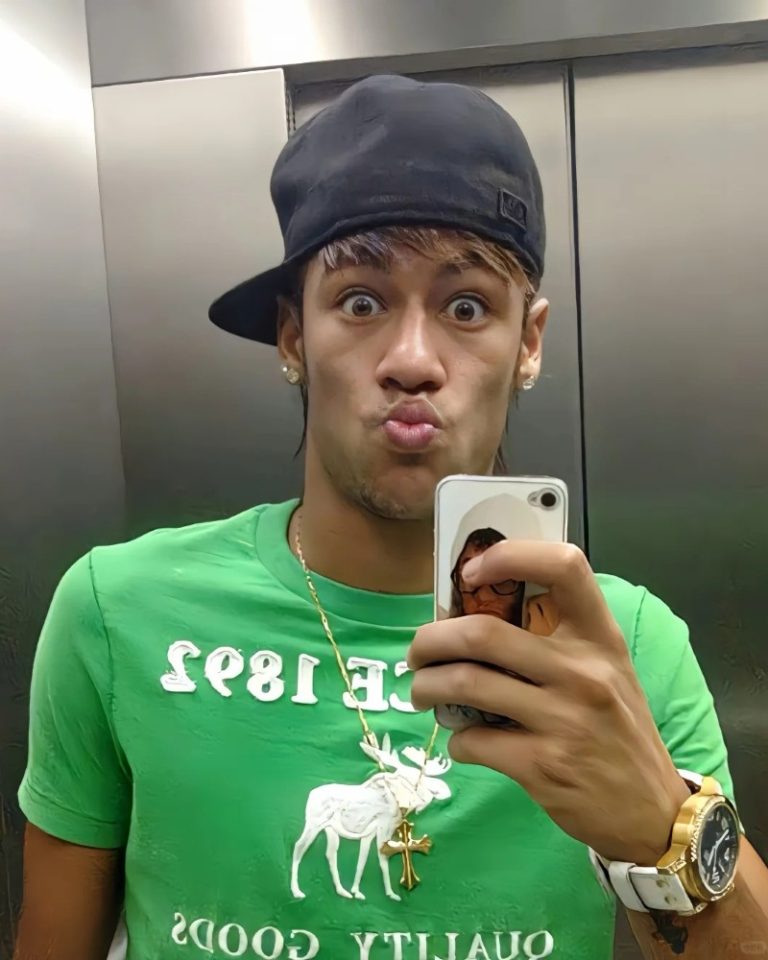 Chiêm ngưỡng 87+ ảnh Neymar đẹp, chất lượng cao trên và ngoài sân cỏ