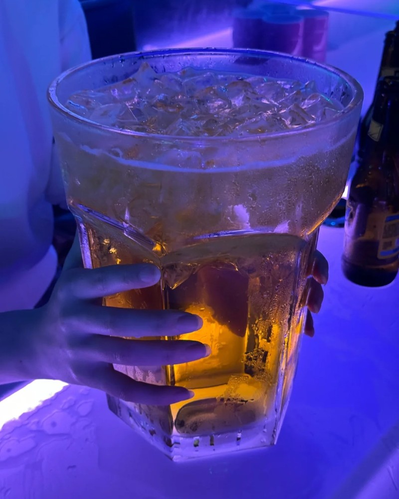 ảnh nhậu bia đẹp 26