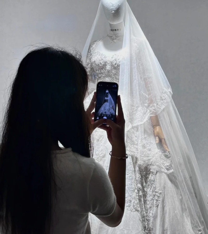 ảnh nhìn váy cưới 19