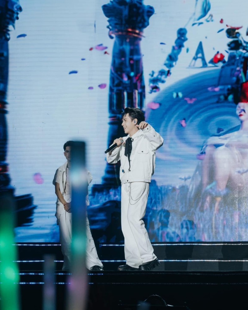ảnh quang hùng masterd dìm 20