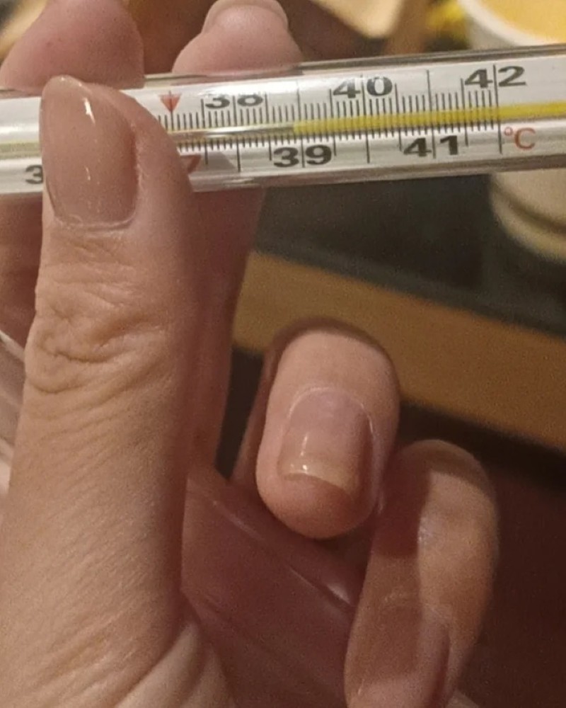 ảnh sốt 39 độ 37