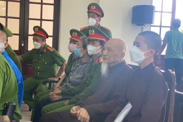 ảnh thầy ông nội 32