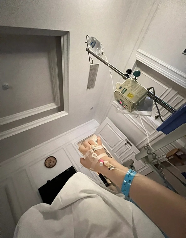 ảnh truyền nước biển 13