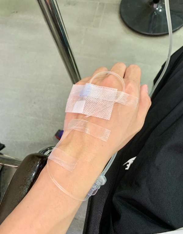 ảnh truyền nước biển 20