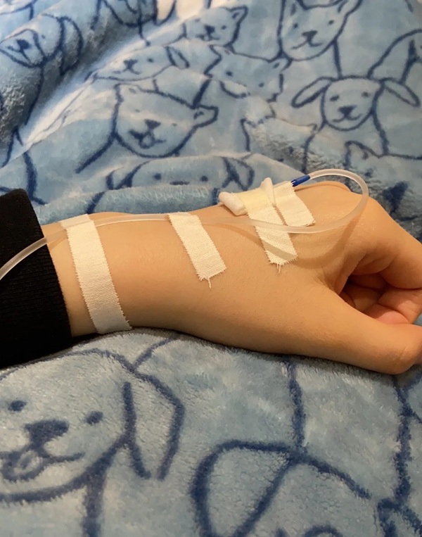 ảnh truyền nước biển 7