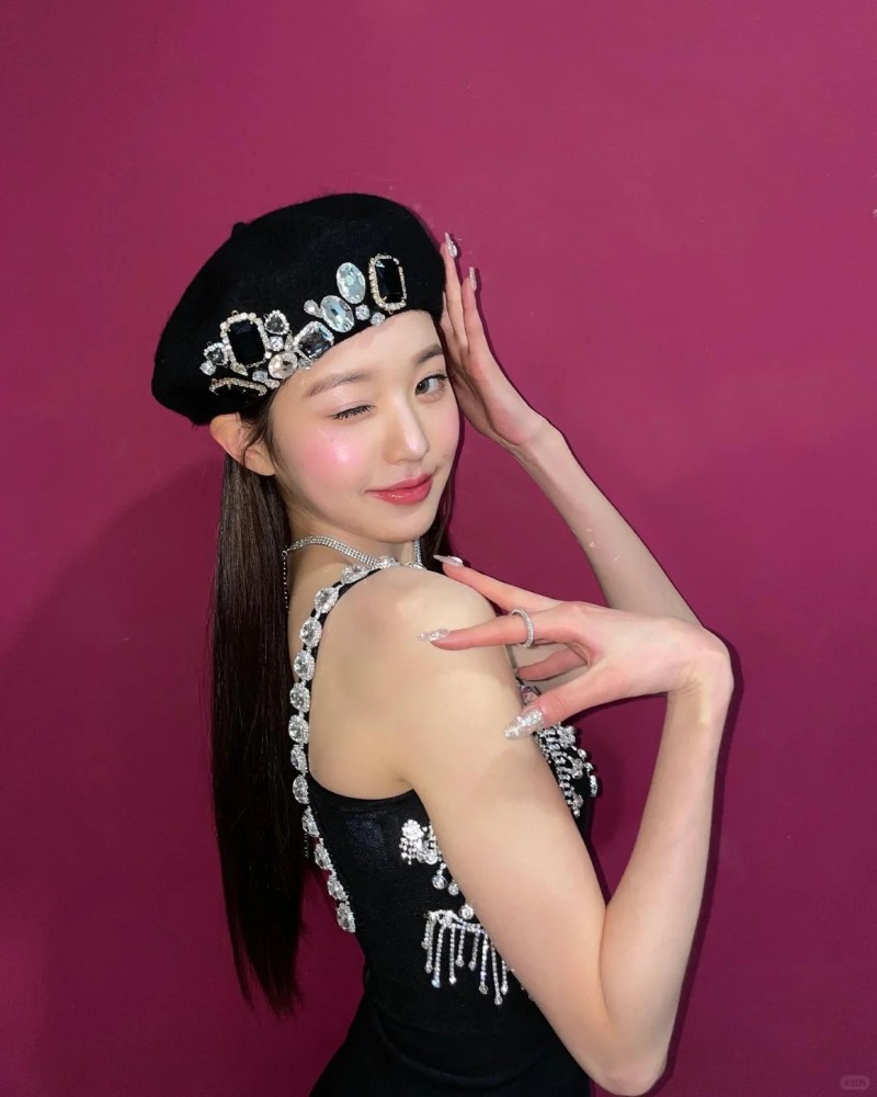 ảnh wonyoung 11