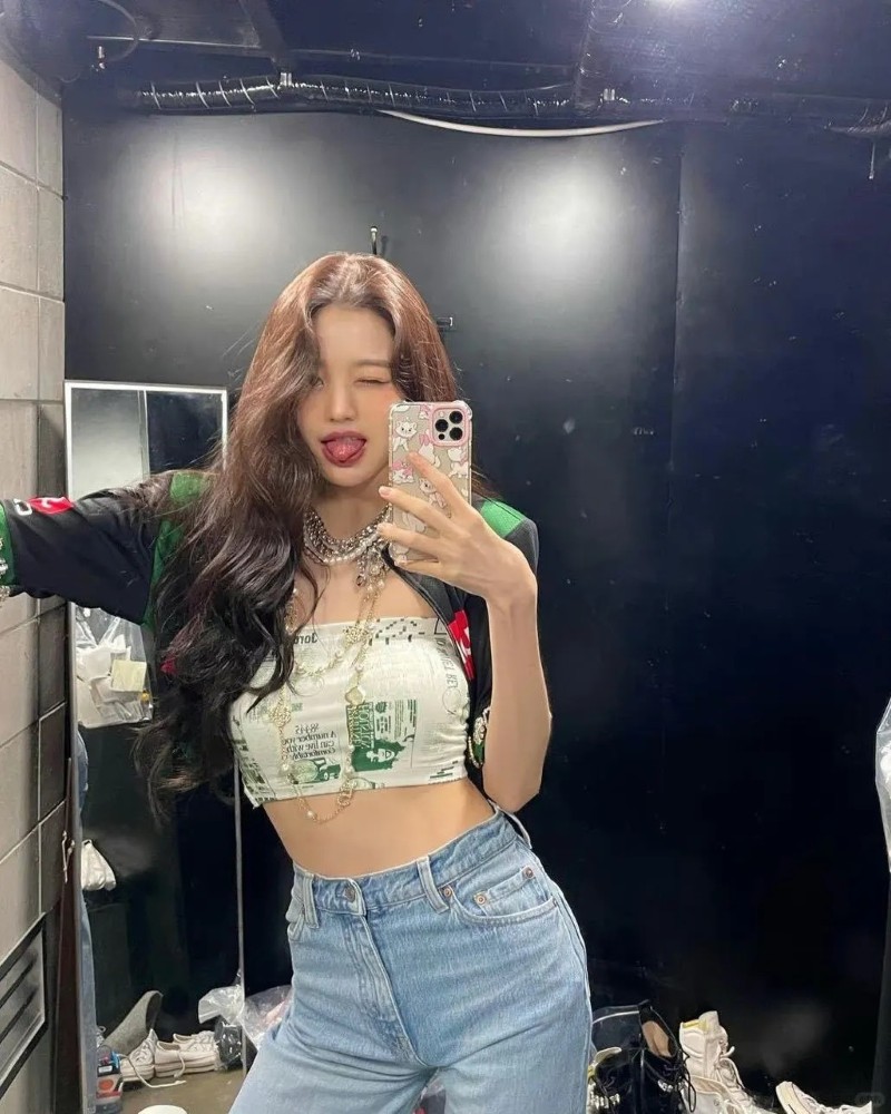 ảnh wonyoung 6