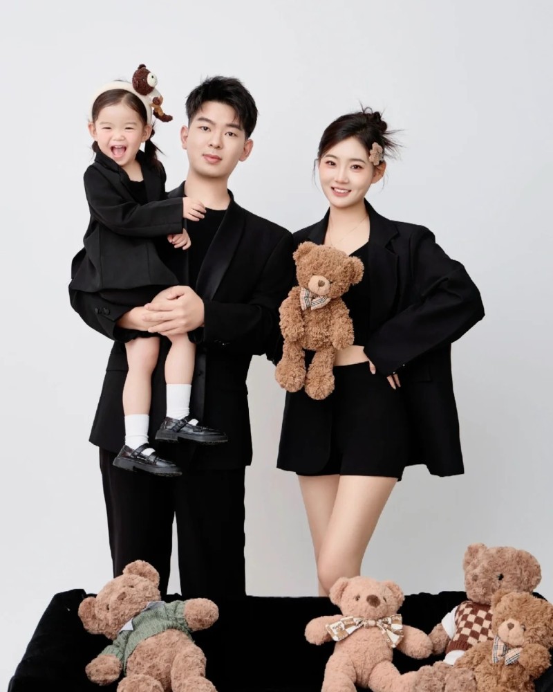 chụp ảnh gia đình 3 người 11