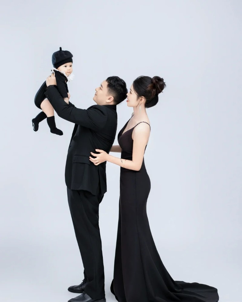 chụp ảnh gia đình 3 người 17