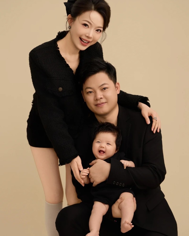 chụp ảnh gia đình 3 người 27