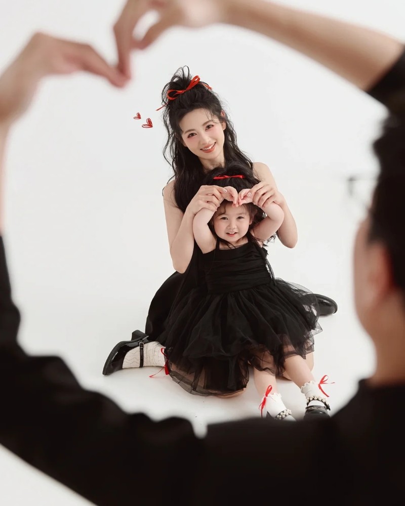 chụp ảnh gia đình 3 người kiểu hàn quốc