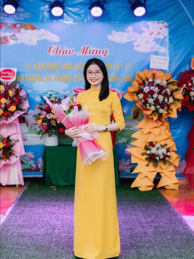 hình ảnh cô giáo mặc áo dài 20