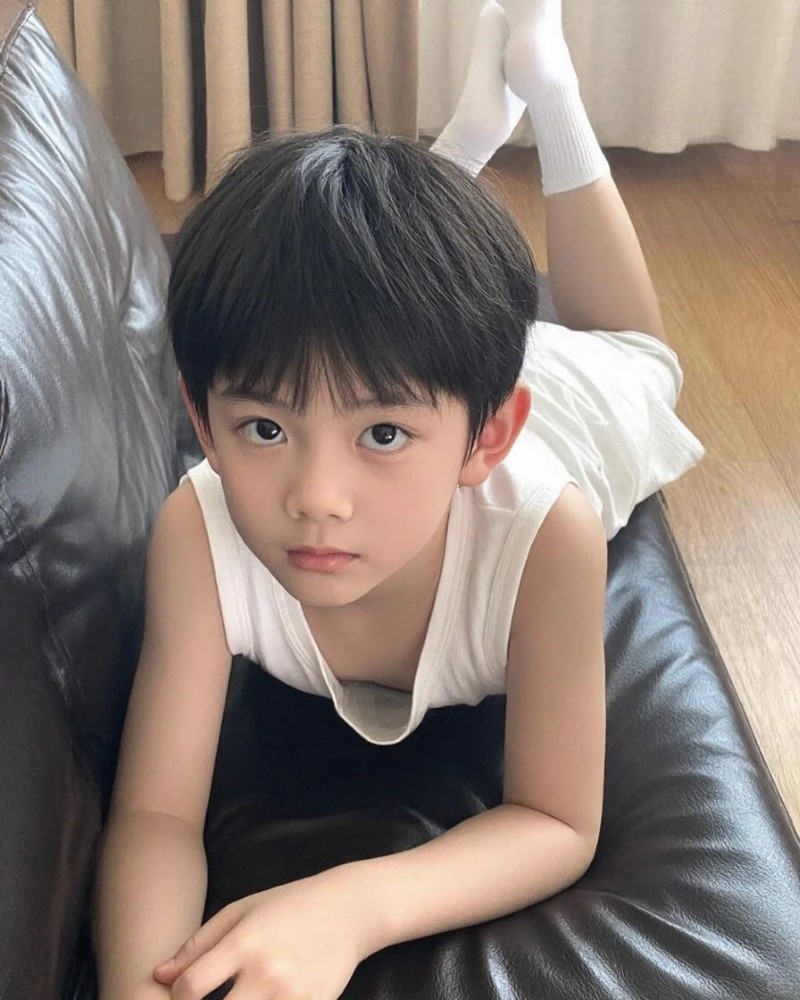 hình ảnh bé trai đáng yêu 8
