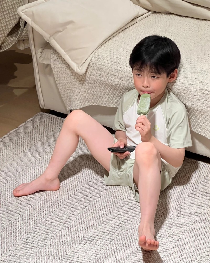 hình ảnh bé trai đáng yêu 9
