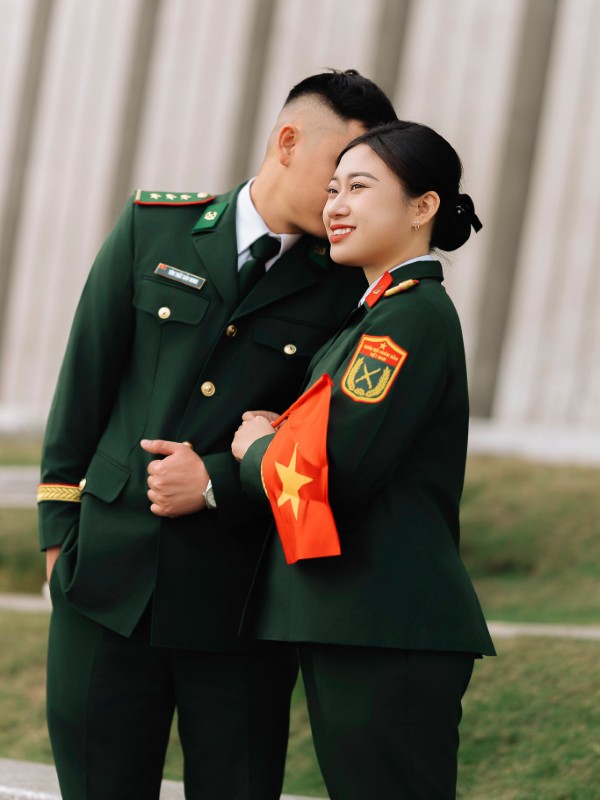 hình ảnh chú bộ đội 17