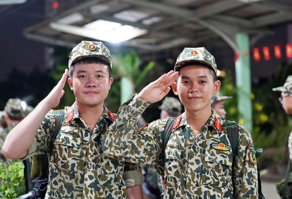 hình ảnh chú bộ đọi 40