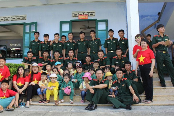hình ảnh chú bộ đội 5