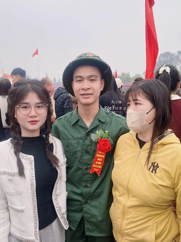 hình ảnh chú bộ đội 8