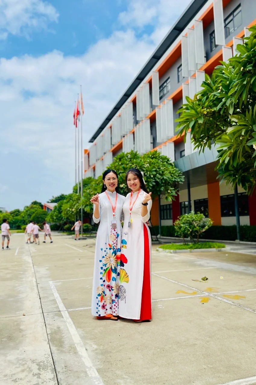 hình ảnh cô giáo đẹp