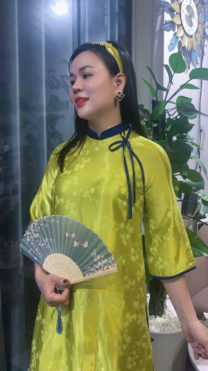 hình ảnh cô giáo mặc áo dài 28