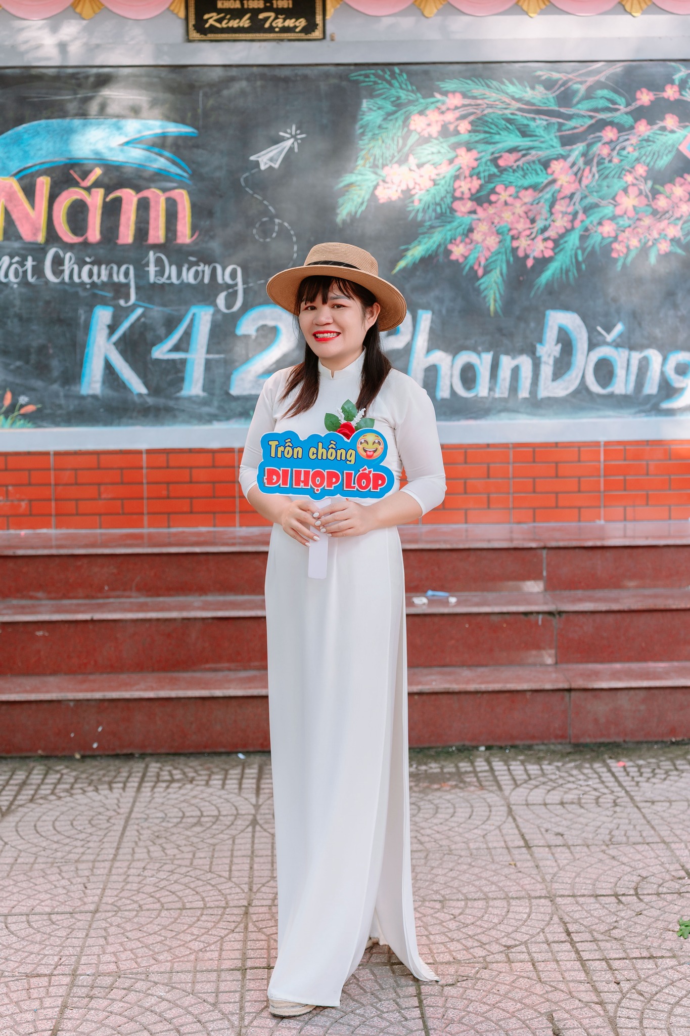 hình ảnh cô giáo mặc áo dài 35