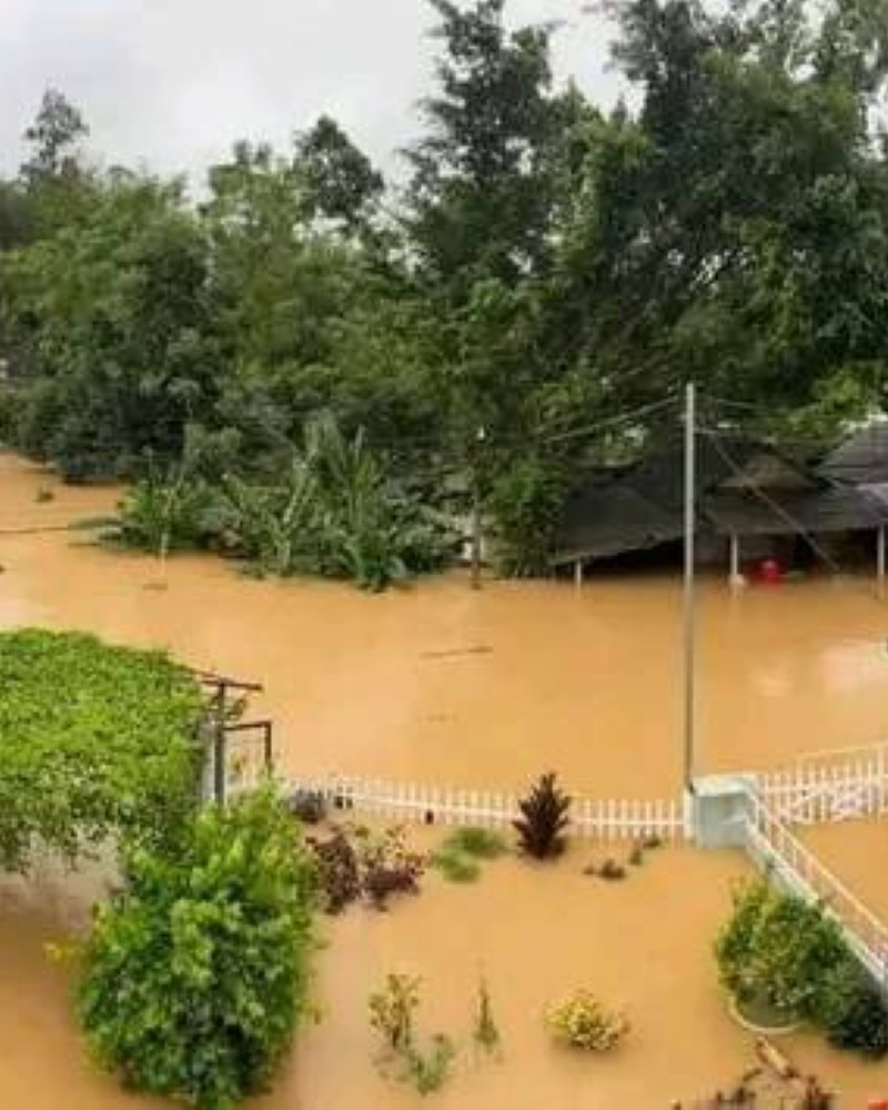 hình ảnh lũ lụt miền trung mới nhất