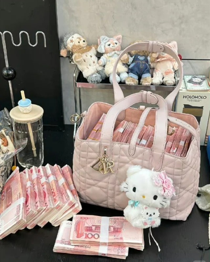 hình ảnh tiền 32
