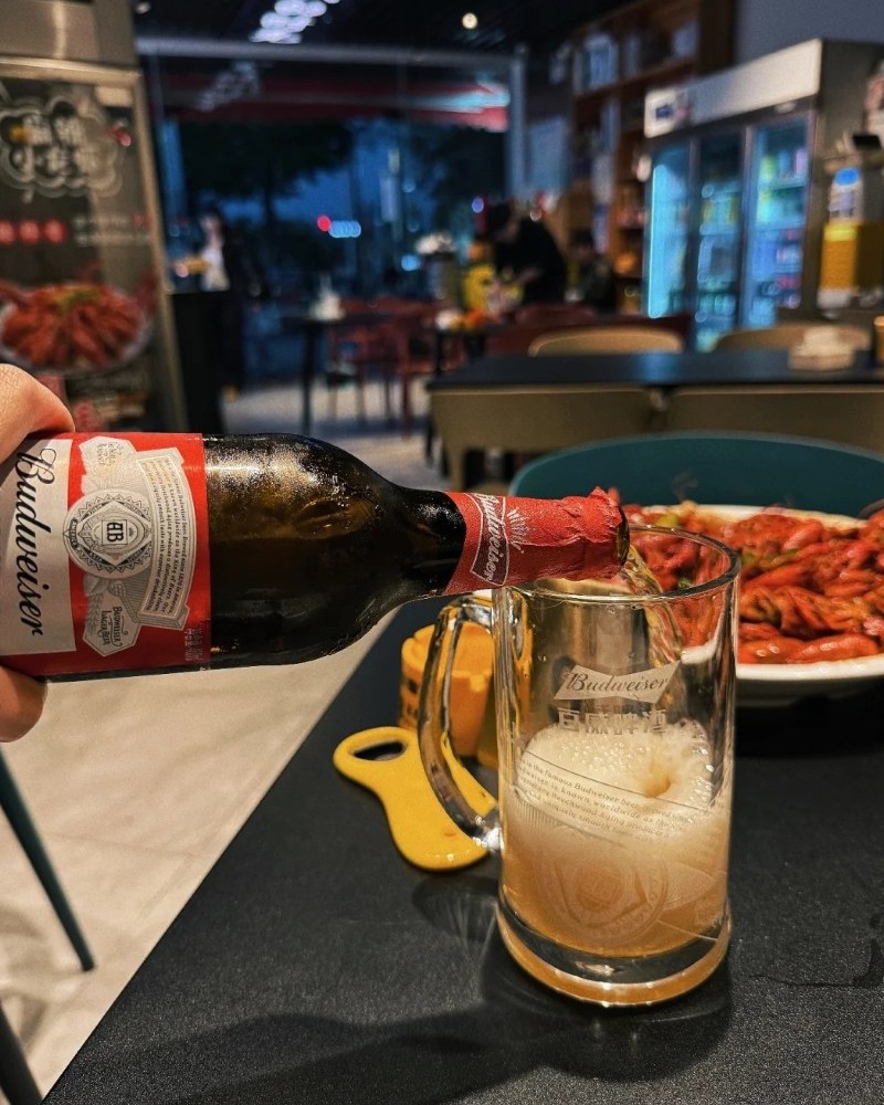 hình ảnh uống bia 15