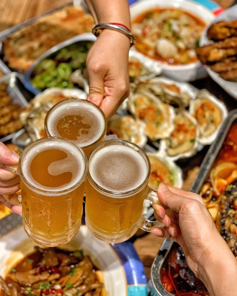 hình ảnh uống bia 35