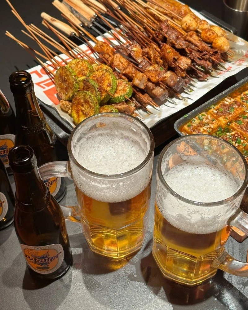 hình ảnh uống bia 6
